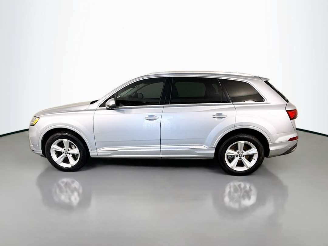 2021 Audi Q7 45 Premium Plus - Image 2