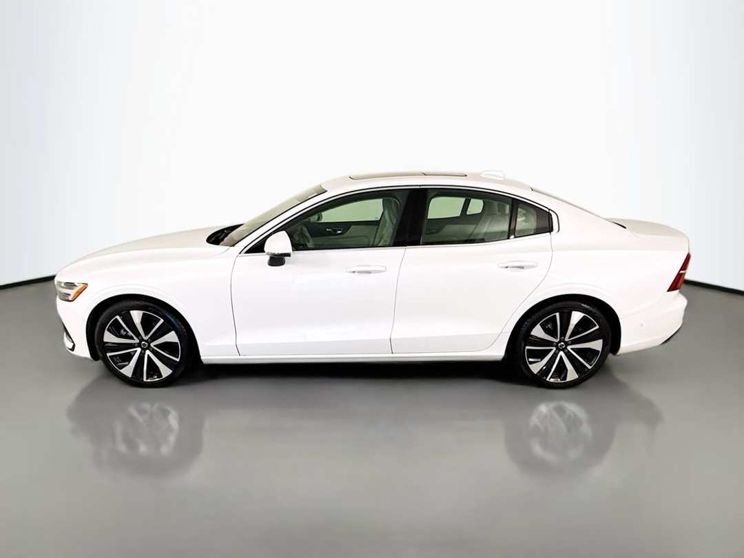 2023 Volvo S60 Ultimate - Image 2