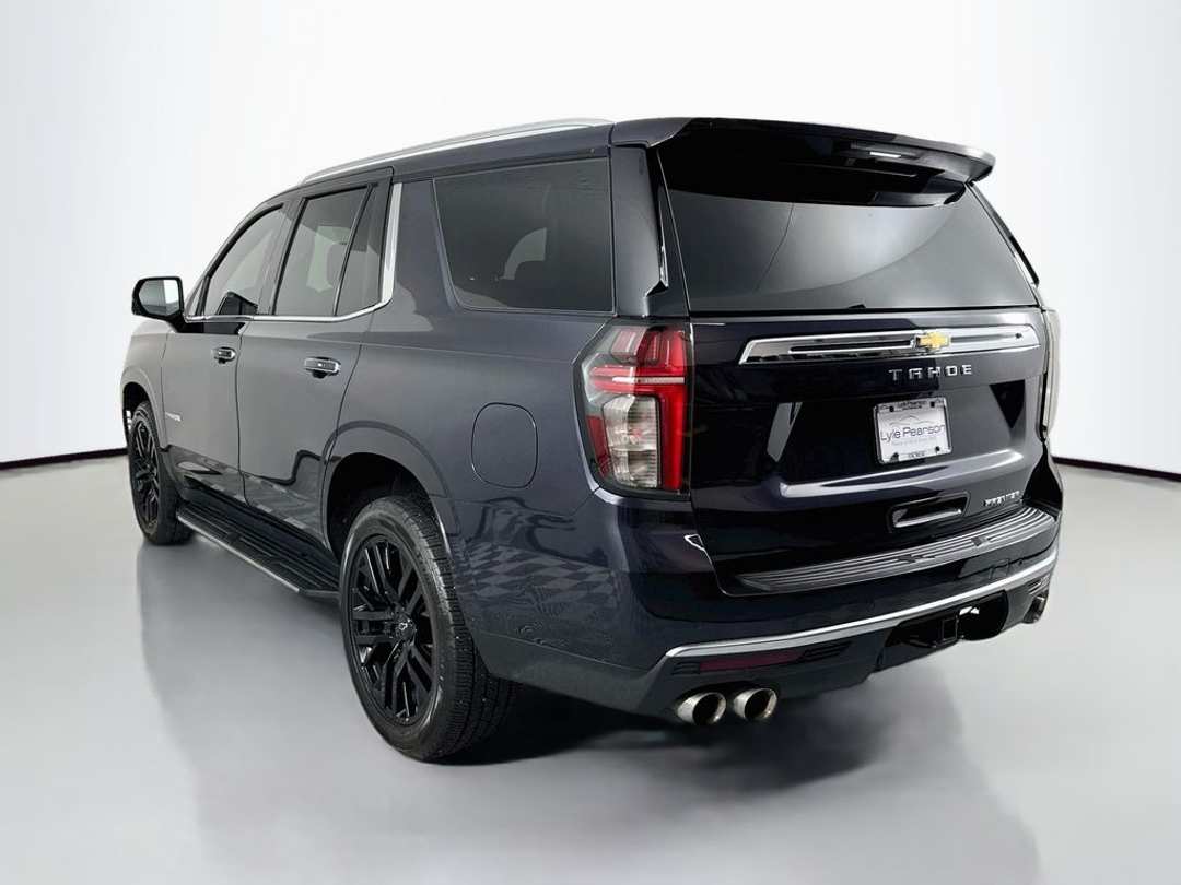 2022 Chevrolet Tahoe Premier - Image 3