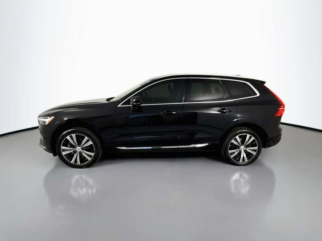 2023 Volvo Xc60 B5 Plus Bright Theme - Image 2