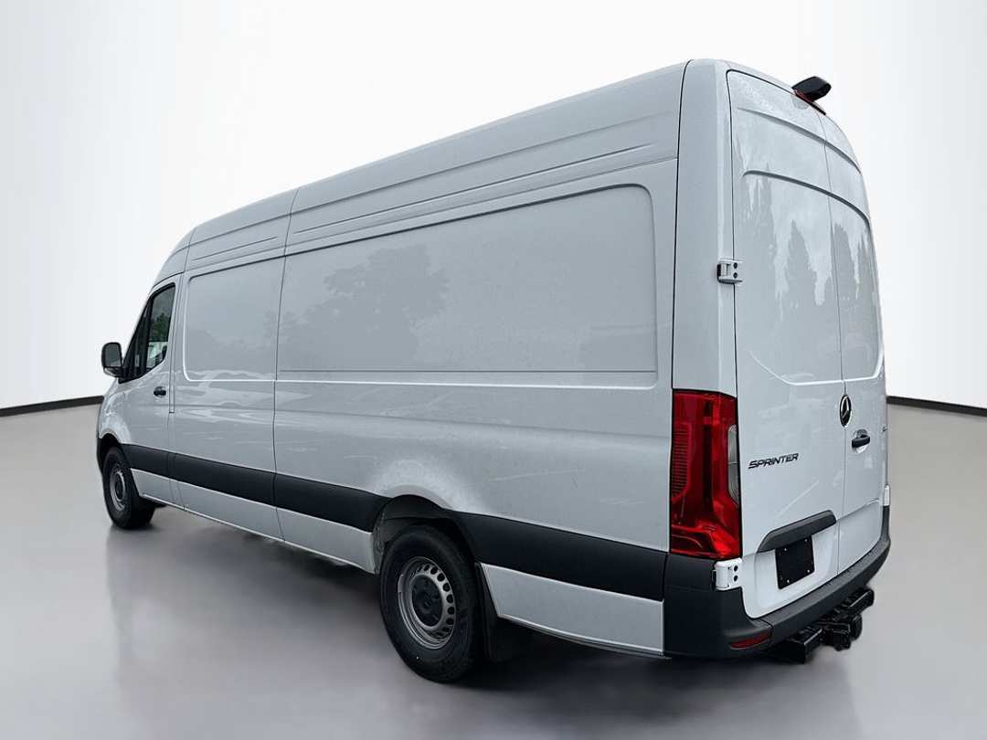 2026 Mercedes-Benz Sprinter 2500 - Image 3