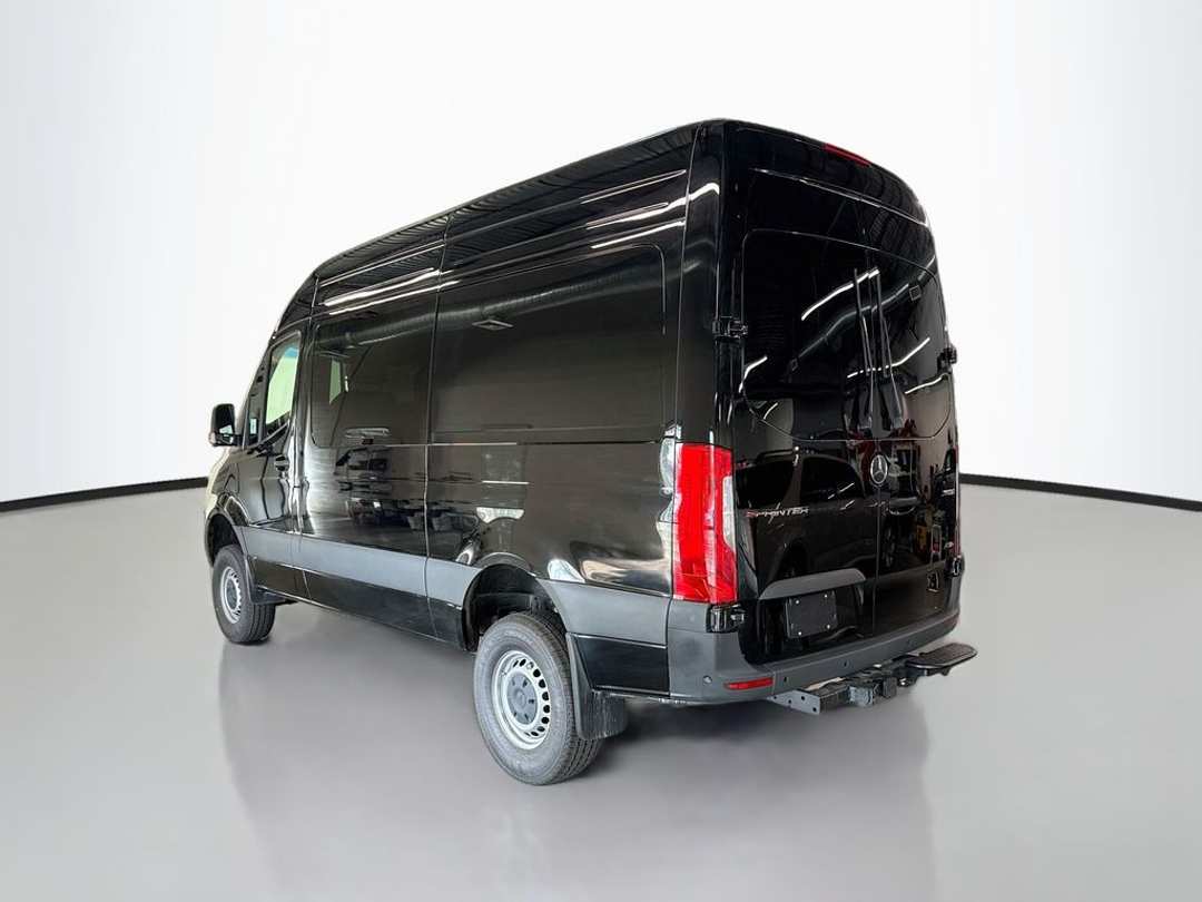 2026 Mercedes-Benz Sprinter 2500 Cargo 144 WB - Image 3