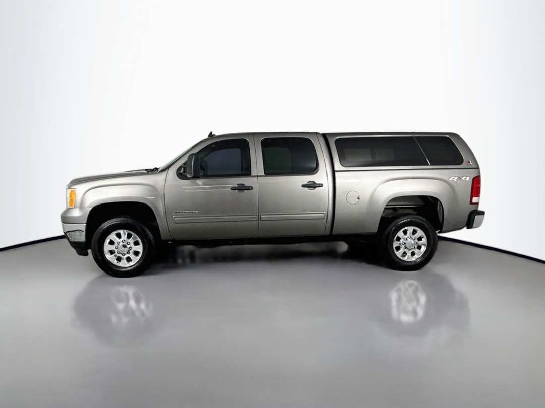 2014 GMC Sierra 2500Hd SLE - Image 2