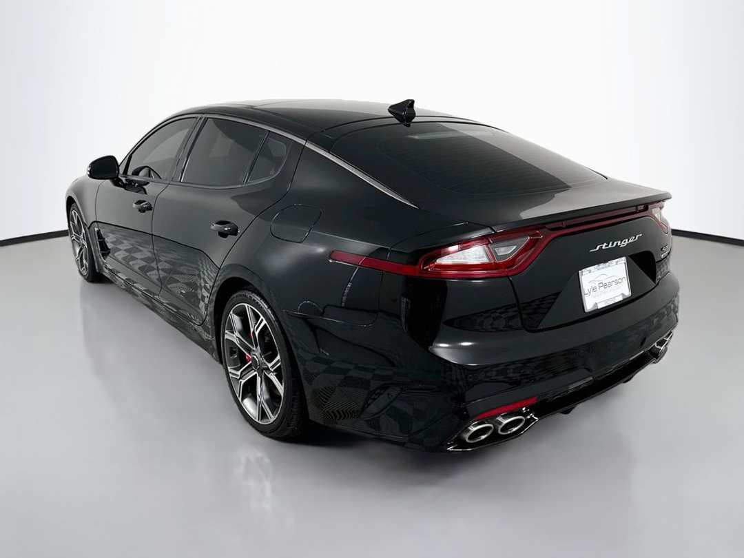 2020 Kia Stinger GT2 - Image 3