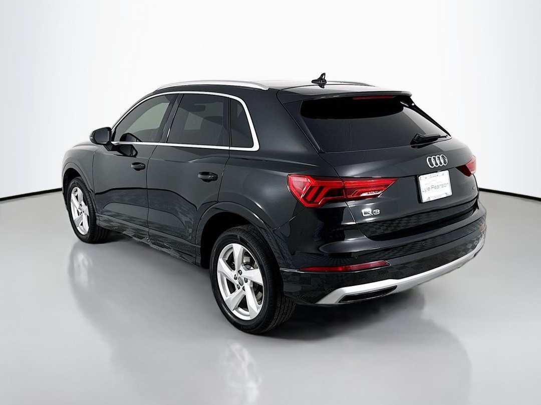 2019 Audi Q3 2.0T Premium Plus - Image 3