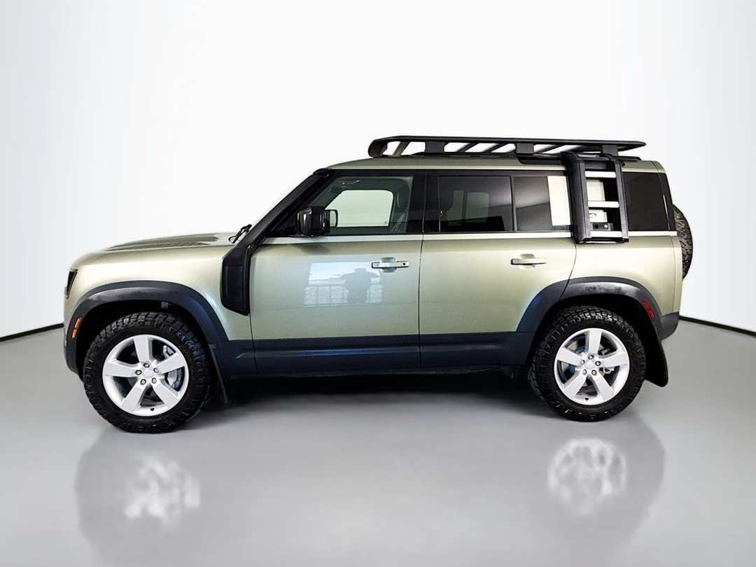 2023 Land Rover Defender 110 SE - Image 2