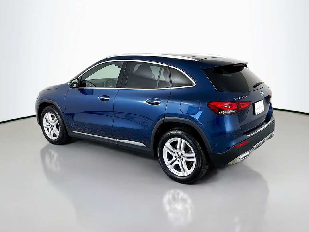 2023 Mercedes-Benz GLA GLA 250 - Image 3