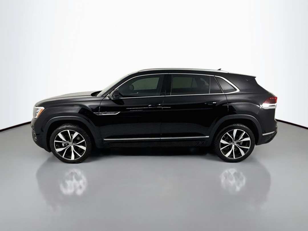 2024 Volkswagen Atlas Cross Sport 2.0T SEL Premium RLine - Image 2