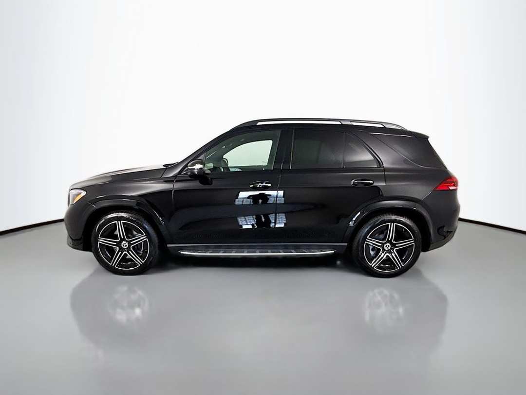 2026 Mercedes-Benz GLE GLE 450 - Image 2