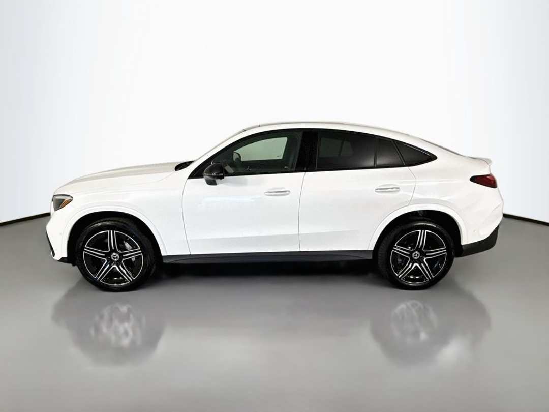 2026 Mercedes-Benz GLC GLC 300 - Image 2