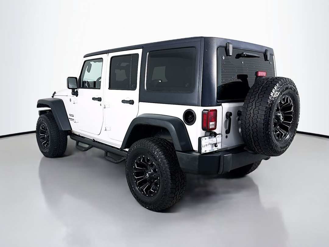 2015 Jeep Wrangler Unlimited Sport - Image 3