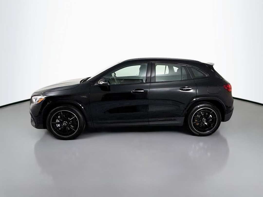 2026 Mercedes-Benz GLA GLA 35 AMG - Image 2