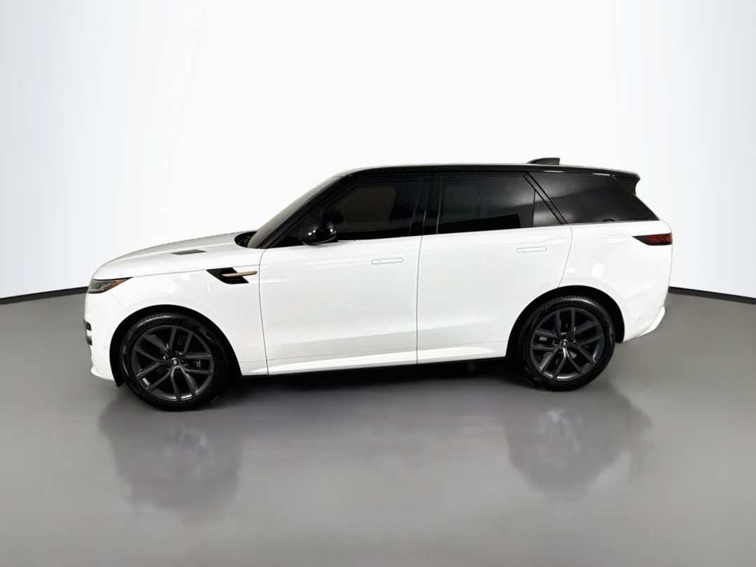 2025 Land Rover Range Rover Sport Dynamic SE - Image 2