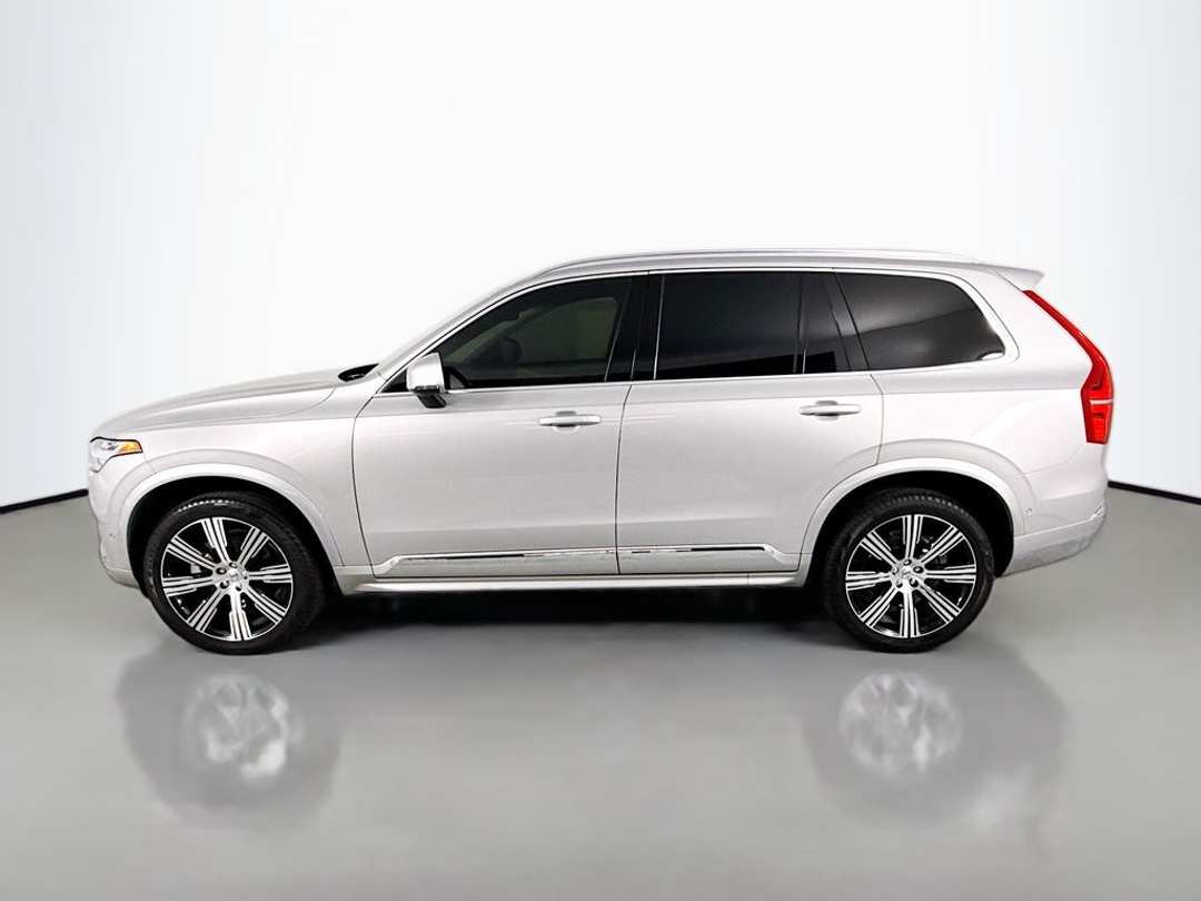 2024 Volvo Xc90 B6 Plus Bright Theme 6Seater - Image 2