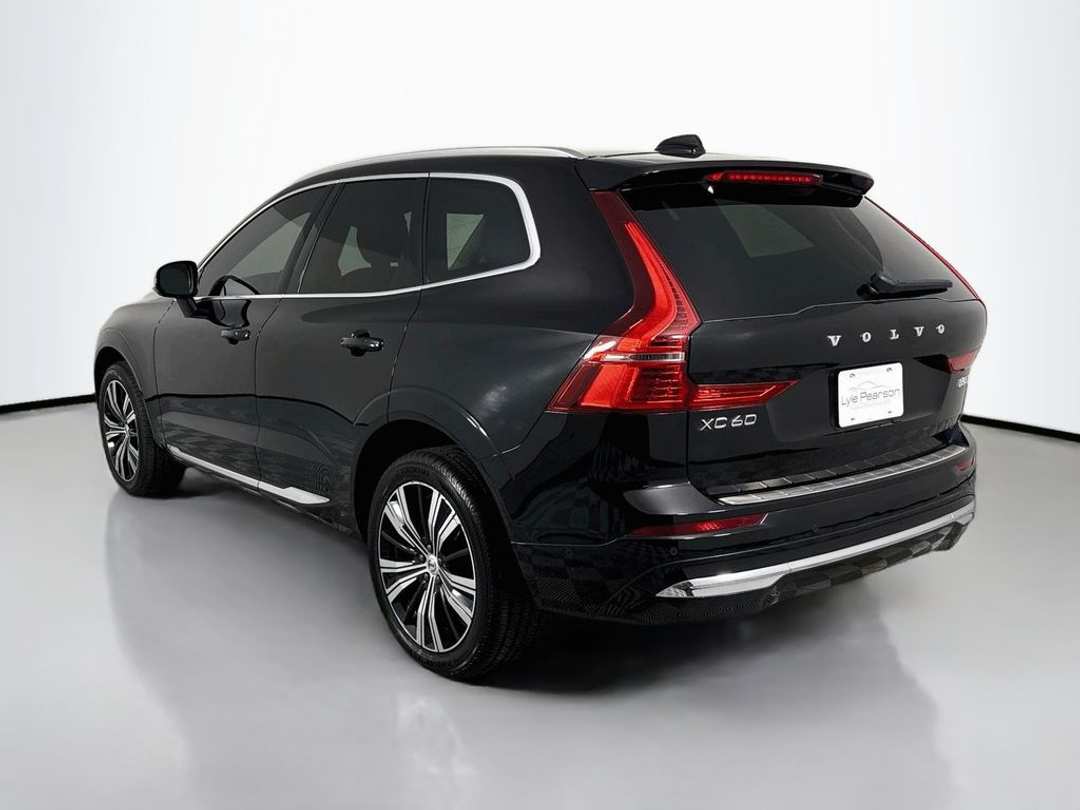 2023 Volvo Xc60 B5 Plus Bright Theme - Image 3