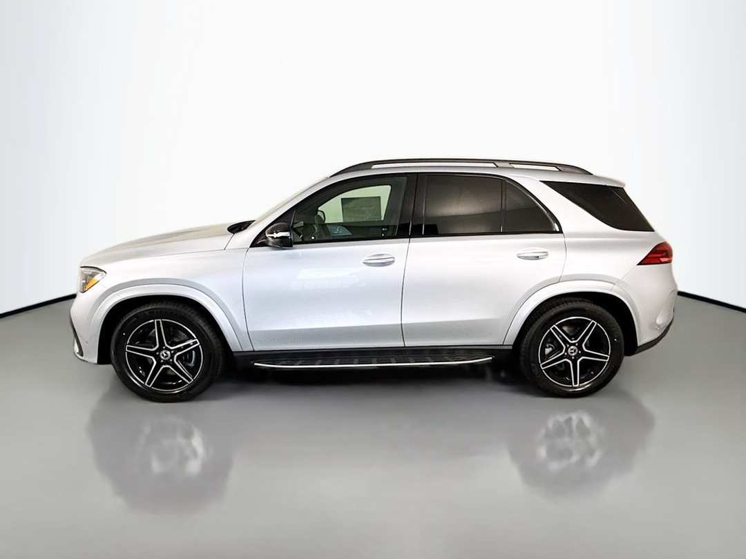 2026 Mercedes-Benz GLE GLE 450 - Image 2