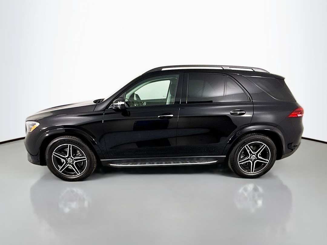 2026 Mercedes-Benz GLE GLE 450 - Image 2